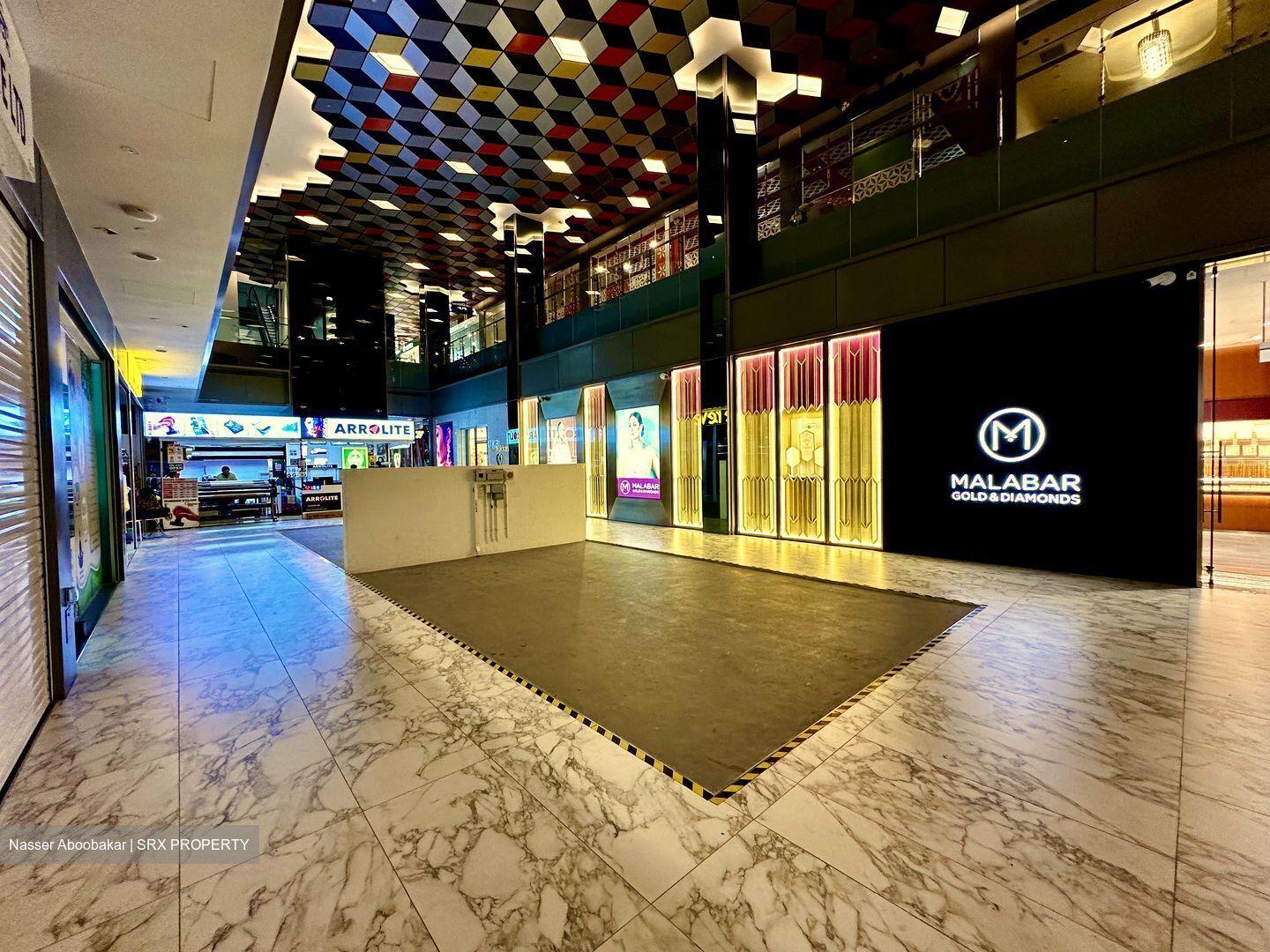 Centrium Square (D8), Retail #571781921